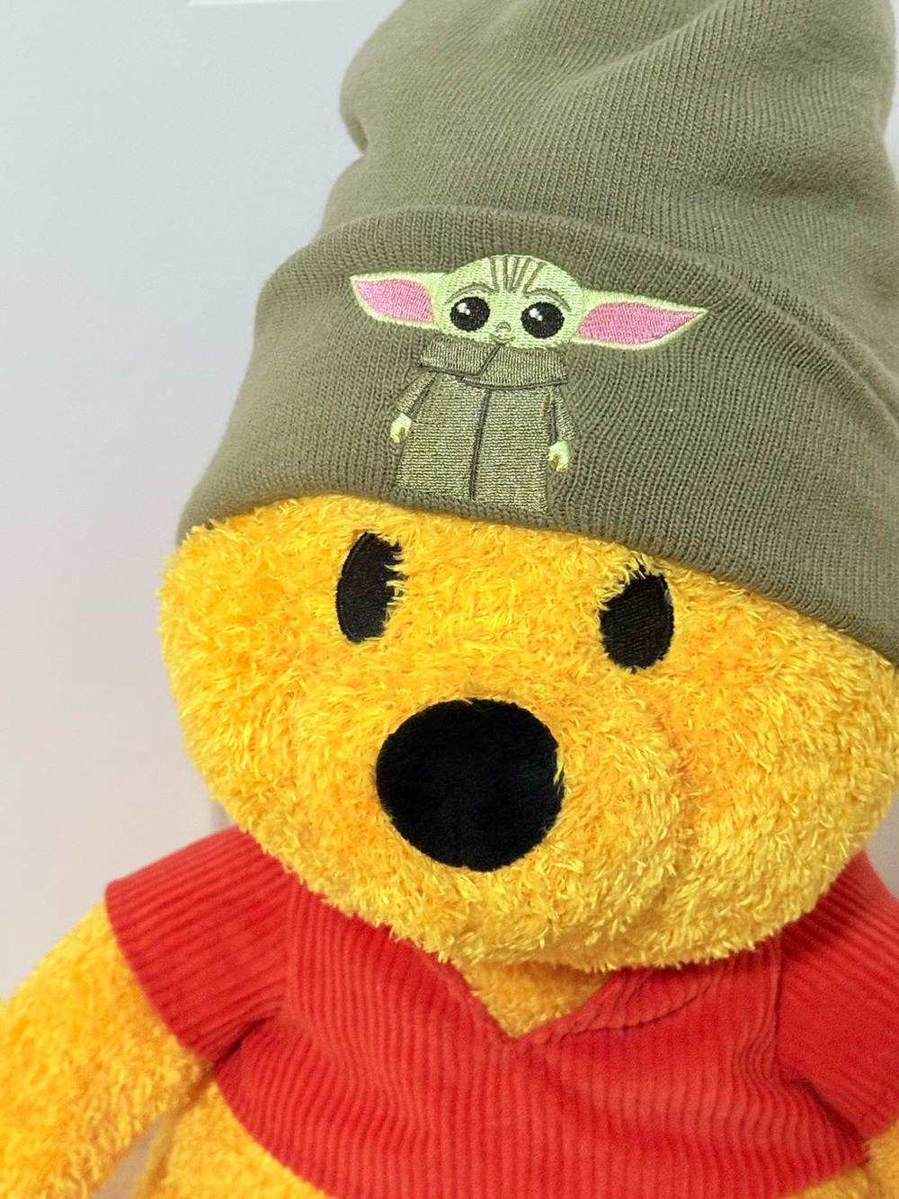 STAR WARS Baby Yoda Grogu Embroidered Beanie